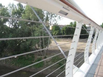 11-lakat2_400