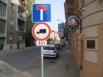 ujzsak-1_400