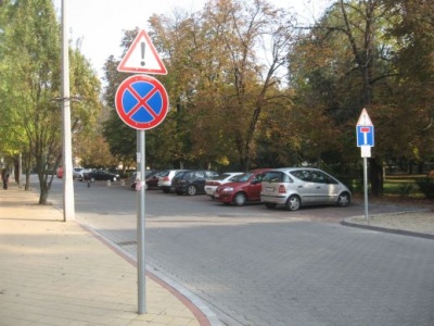 ujzsak-3_400