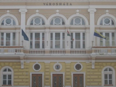 varoshaza-1_400